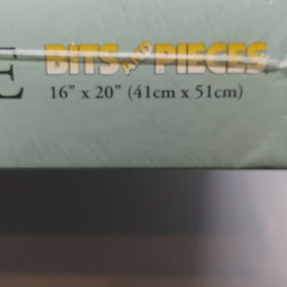 Studio 500pcs puzzle bits & pieces - Picture 3 of 4